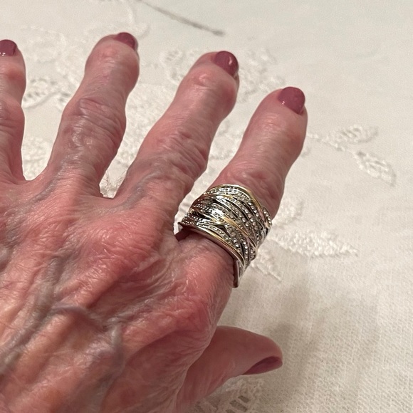 COPY - COPY - Silver and Gold Elongated Ring NWT - Picture 8 of 8